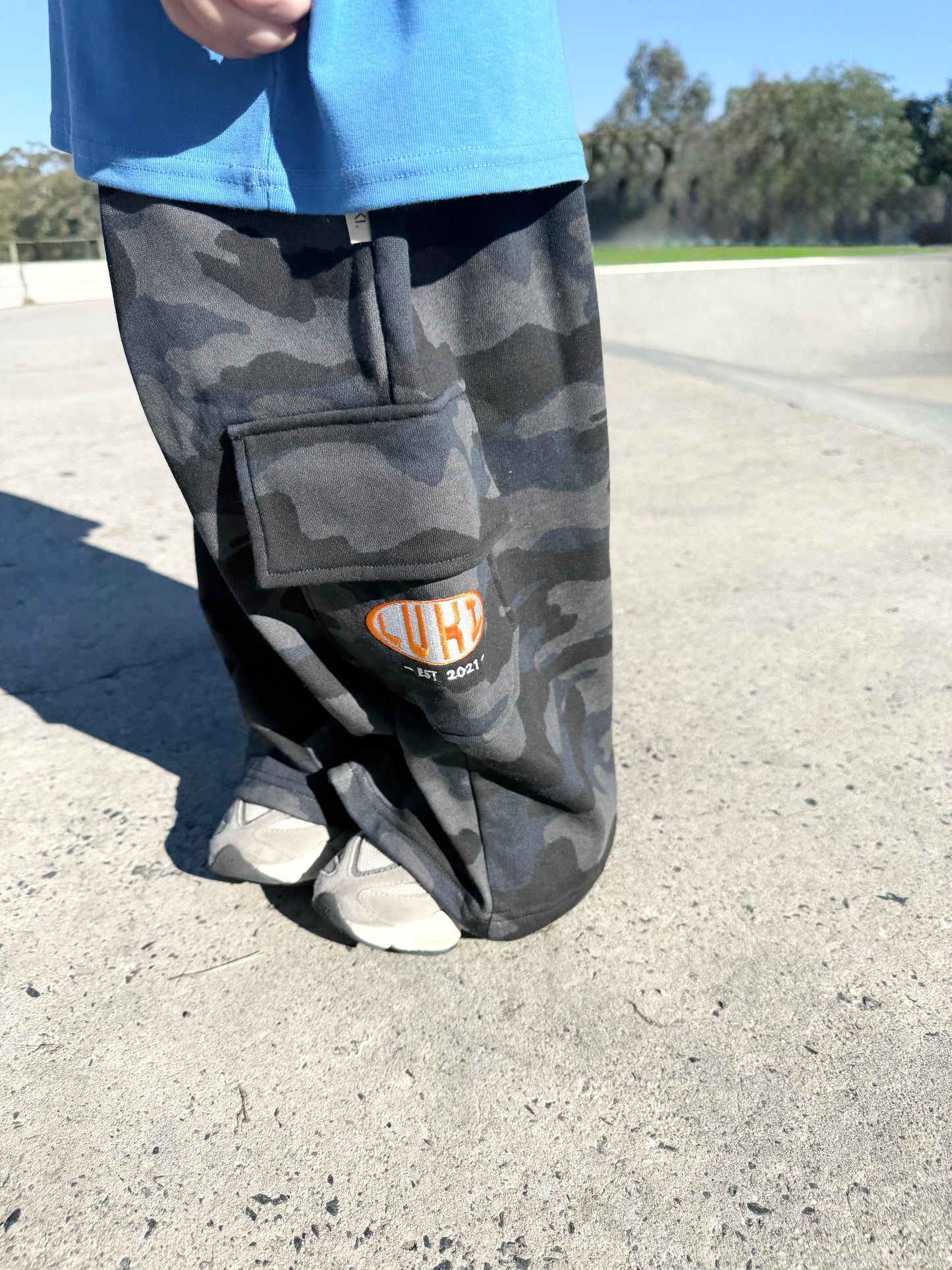 TRACK PANTS | CAMO CARGO